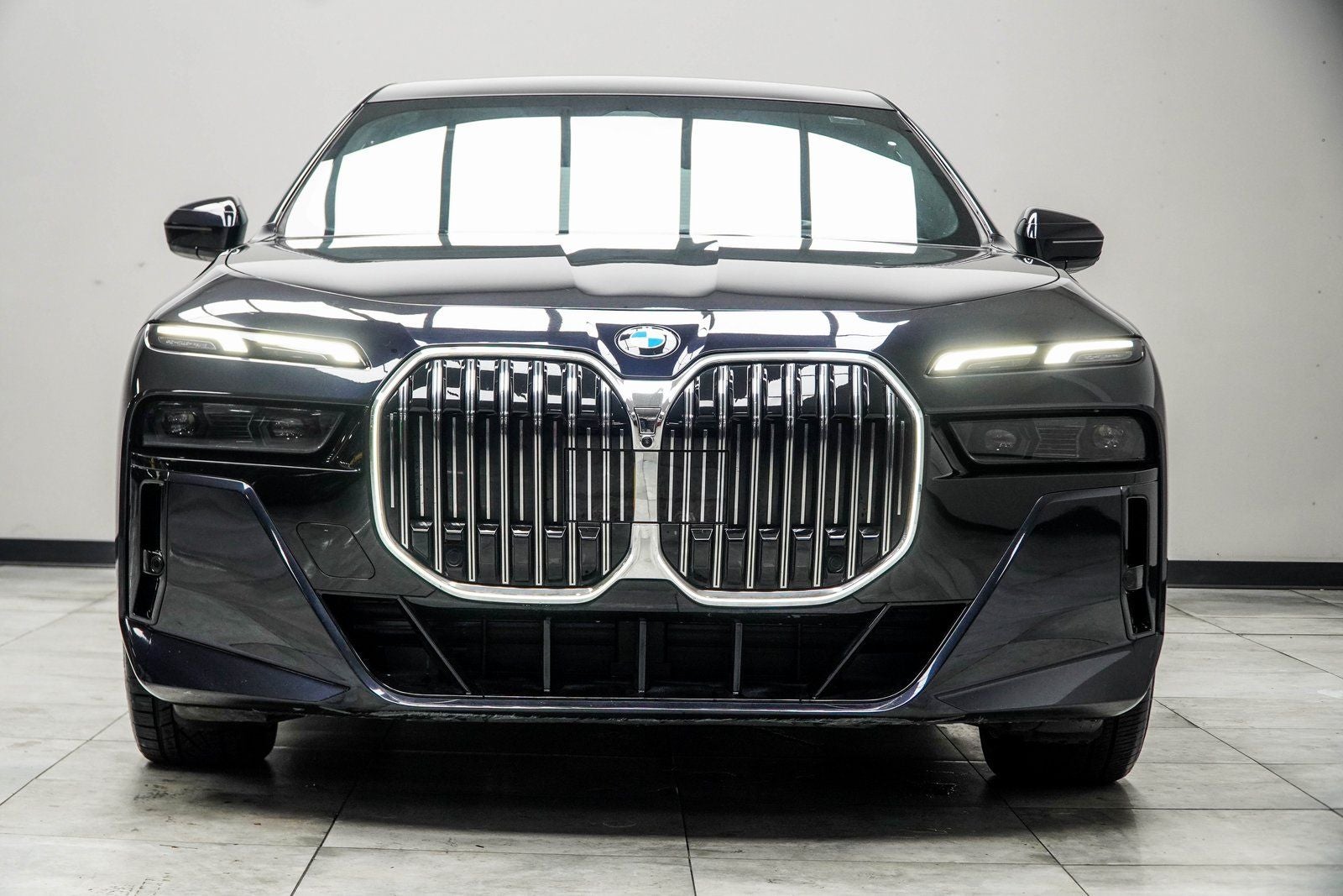 2023 BMW 7 Series 760i xDrive