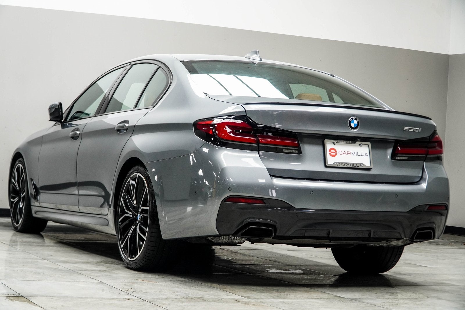 2023 BMW 5 Series 530i