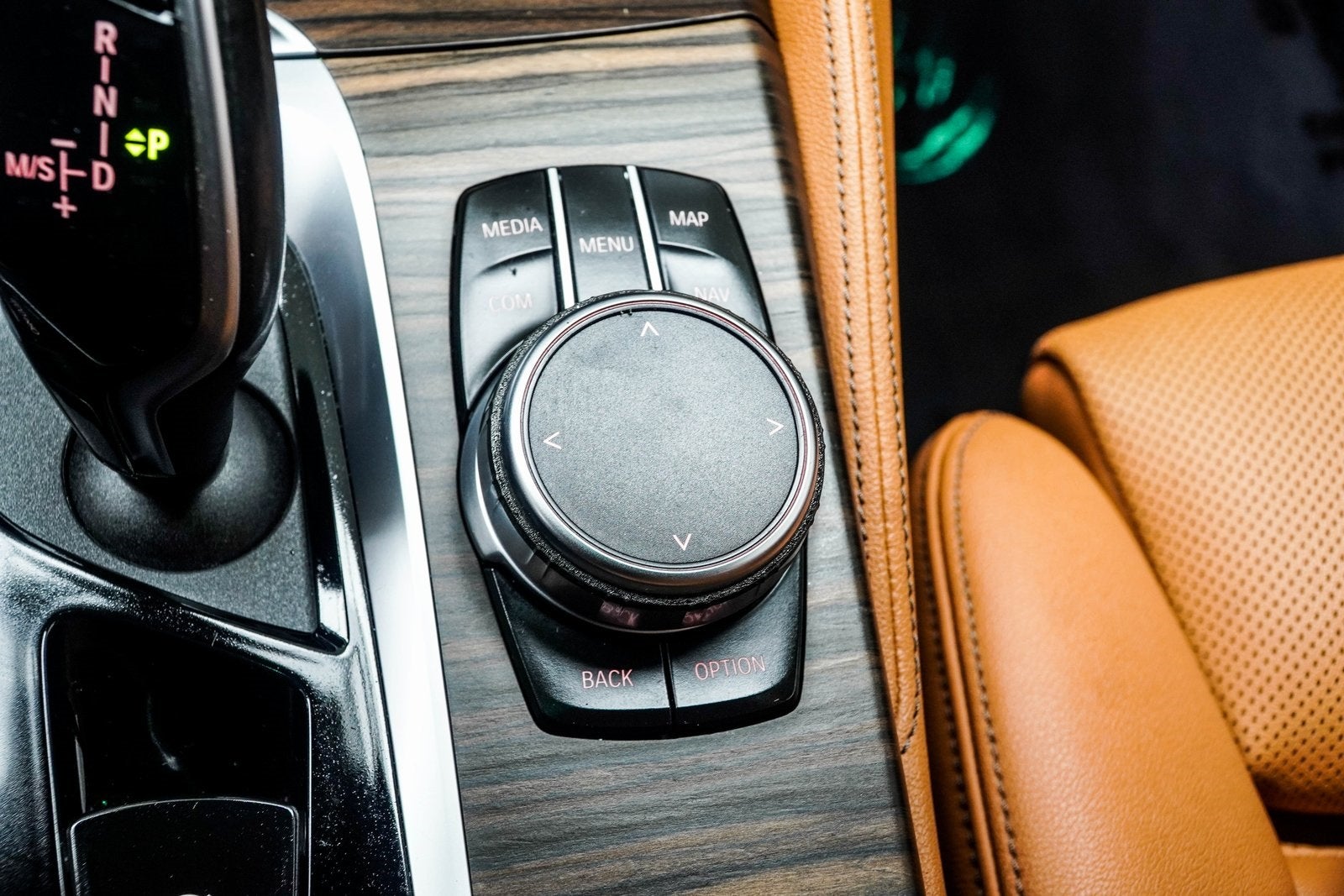 2023 BMW 5 Series 530i