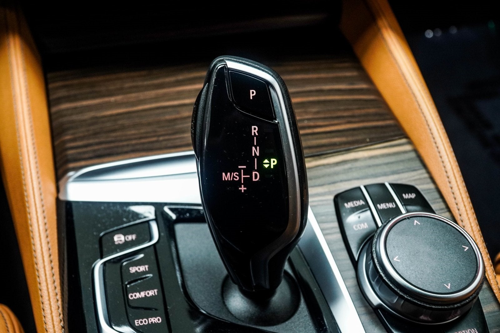 2023 BMW 5 Series 530i