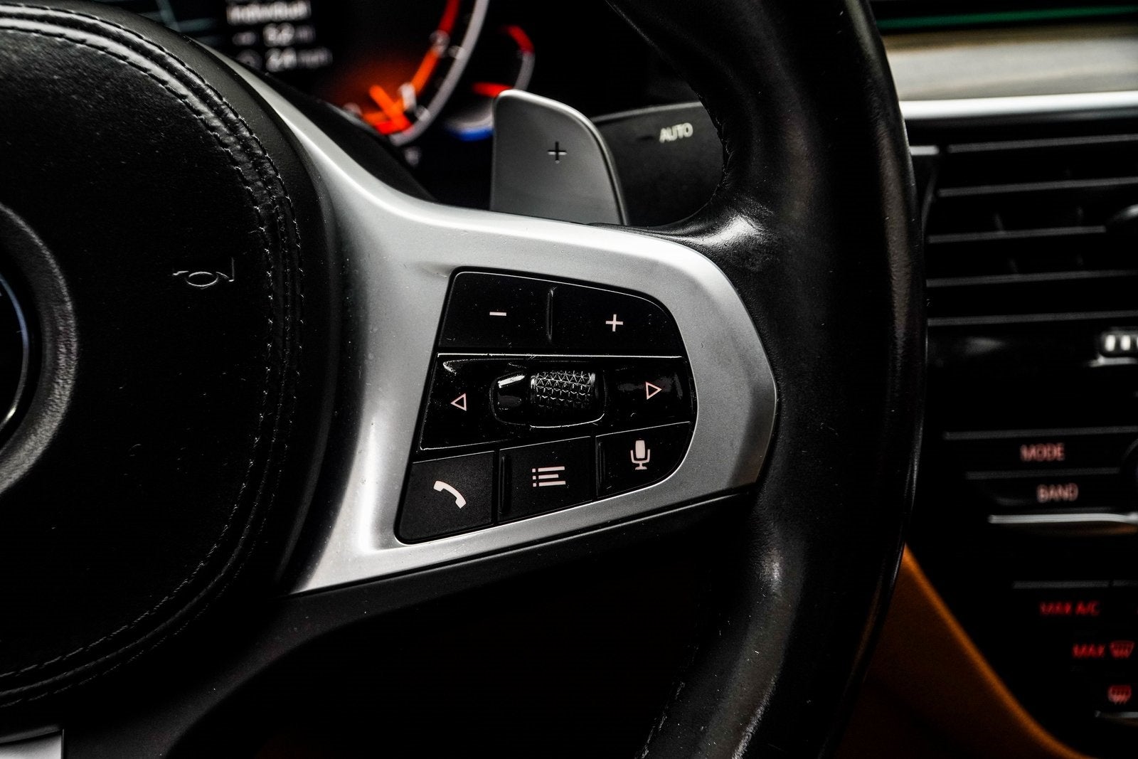 2023 BMW 5 Series 530i