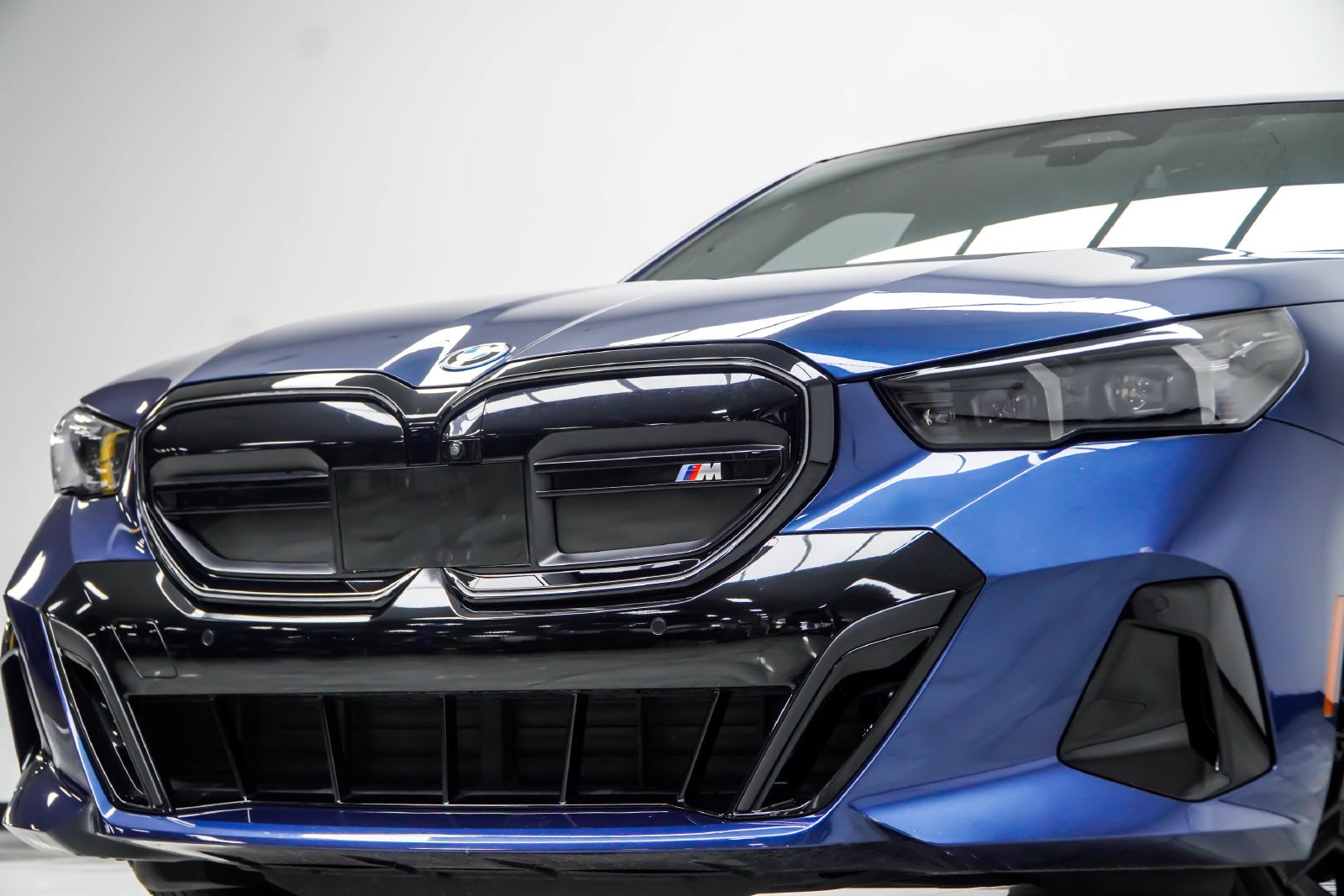 2024 BMW i5 M60