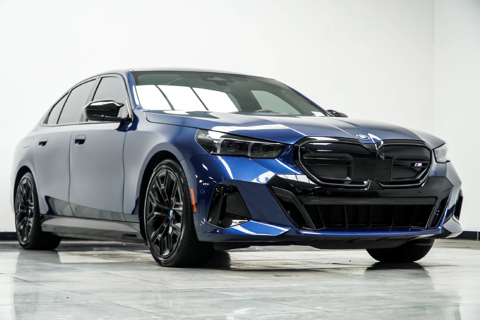 2024 BMW i5 M60