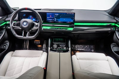 2024 BMW i5 M60