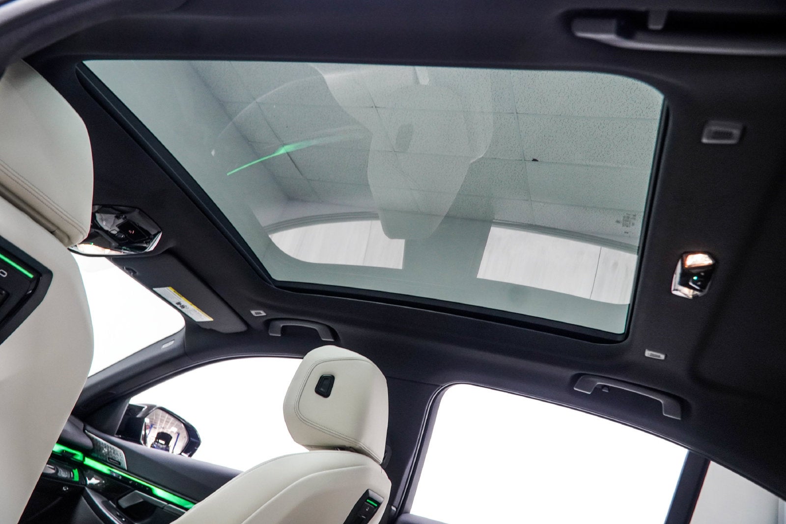2024 BMW i5 M60