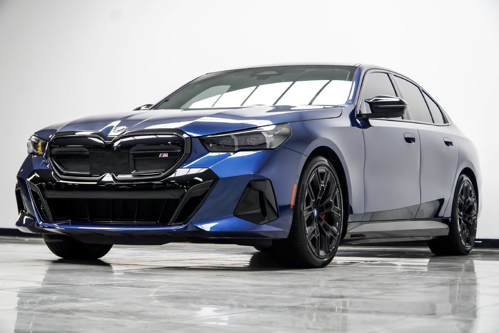 2024 BMW i5 M60