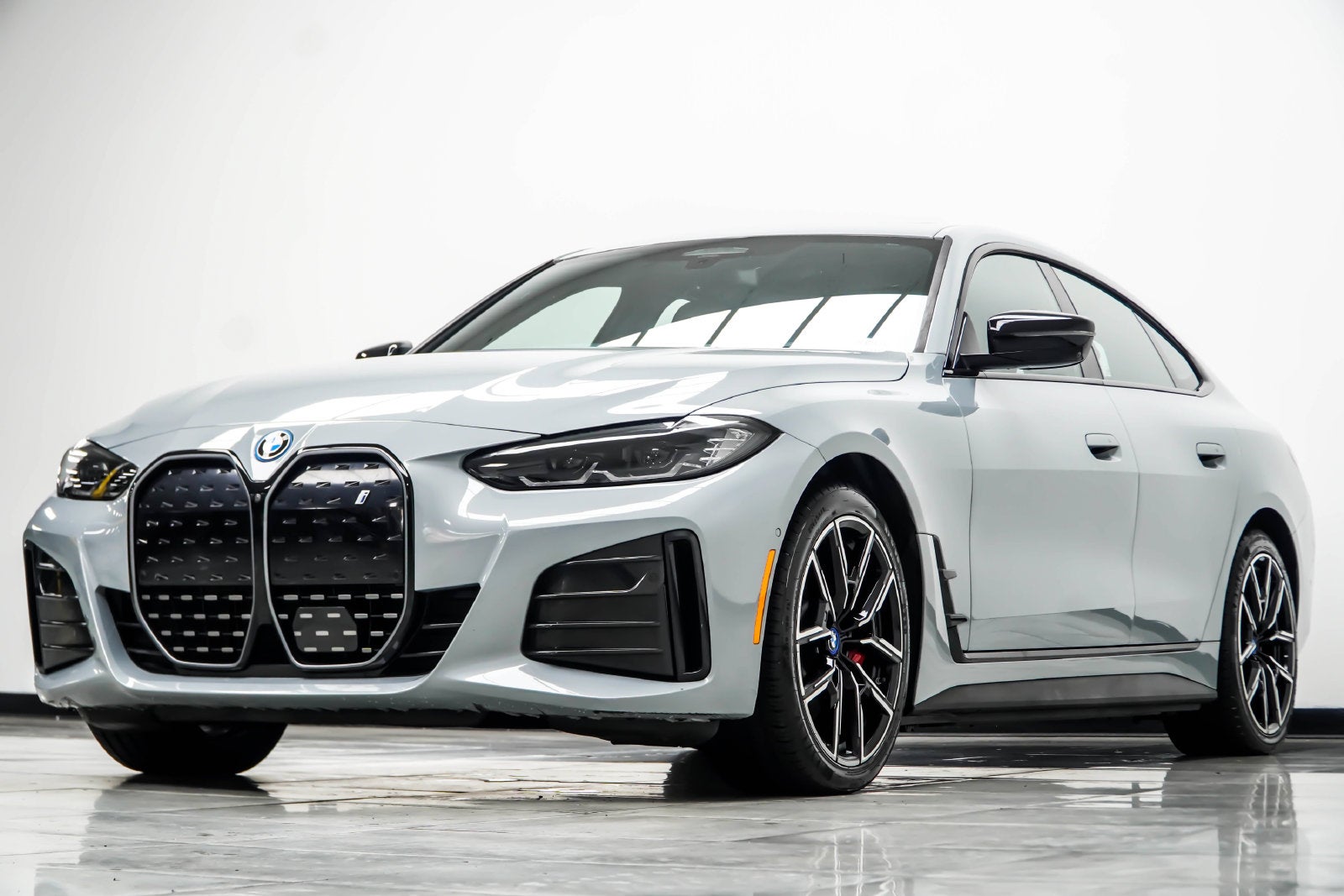 2023 BMW i4 eDrive40