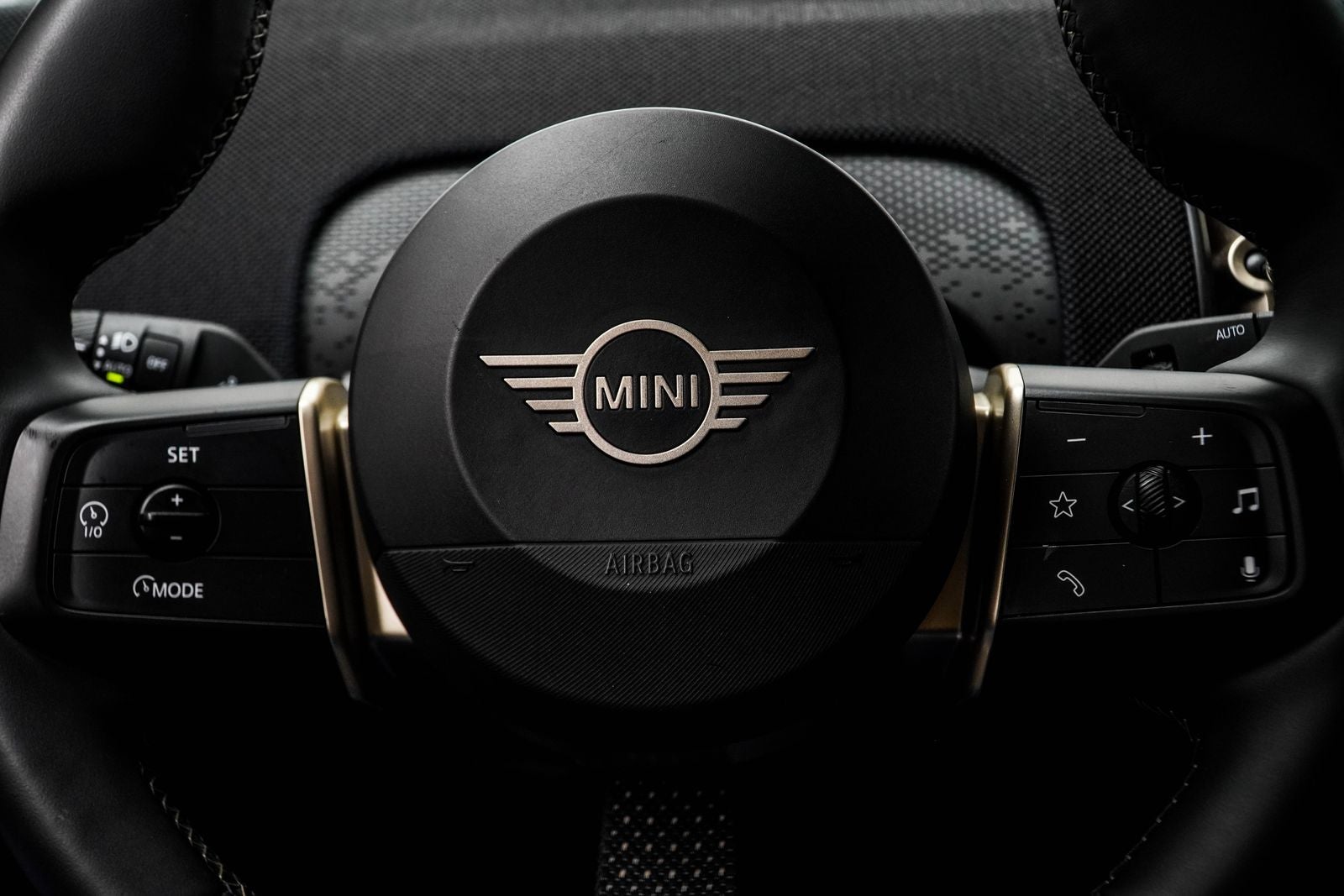 2025 MINI Cooper S Countryman Signature Plus