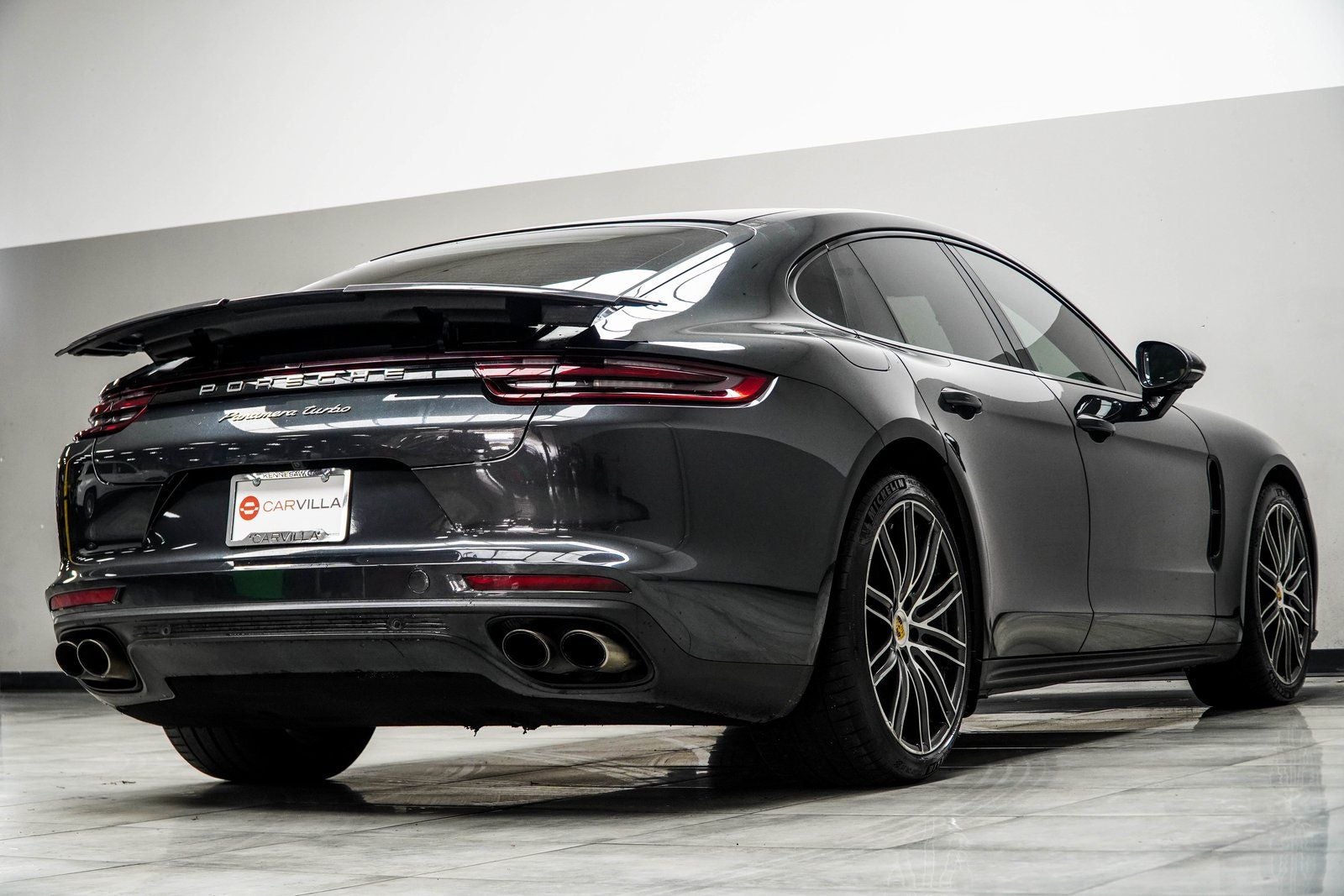 2017 Porsche Panamera Turbo