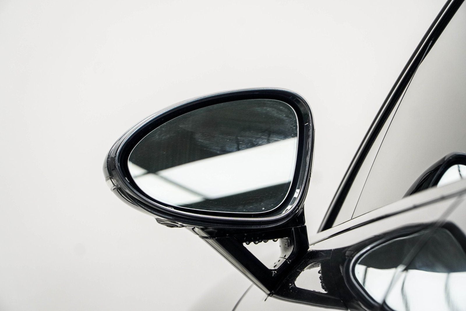 2017 Porsche Panamera Turbo