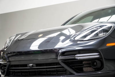 2017 Porsche Panamera Turbo