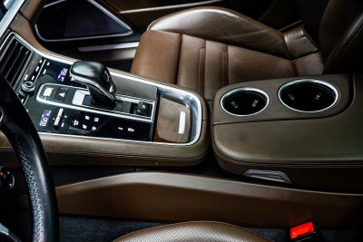 2017 Porsche Panamera Turbo
