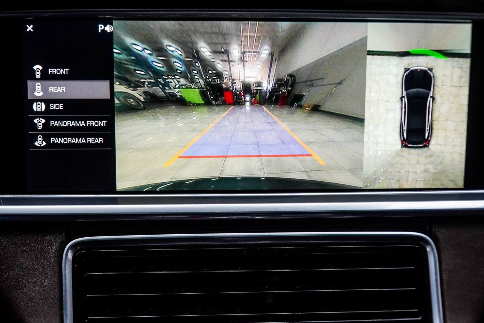 2017 Porsche Panamera Turbo