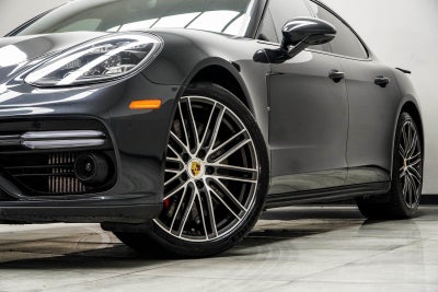 2017 Porsche Panamera Turbo
