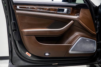 2017 Porsche Panamera Turbo