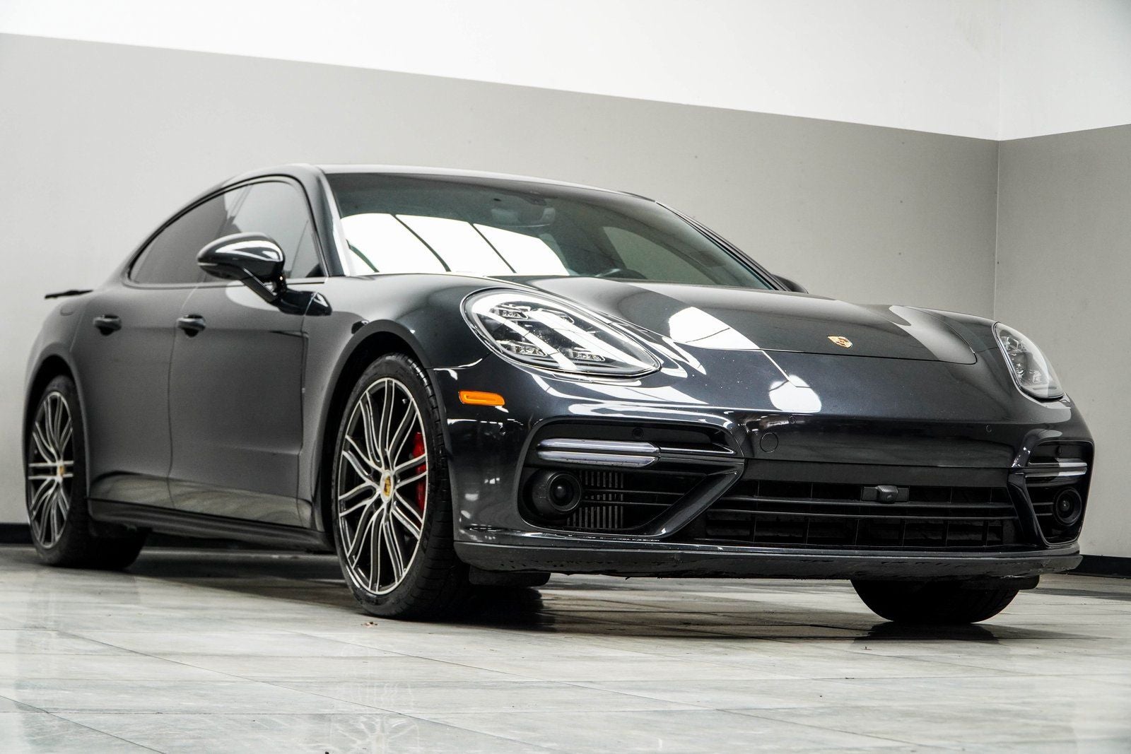 2017 Porsche Panamera Turbo