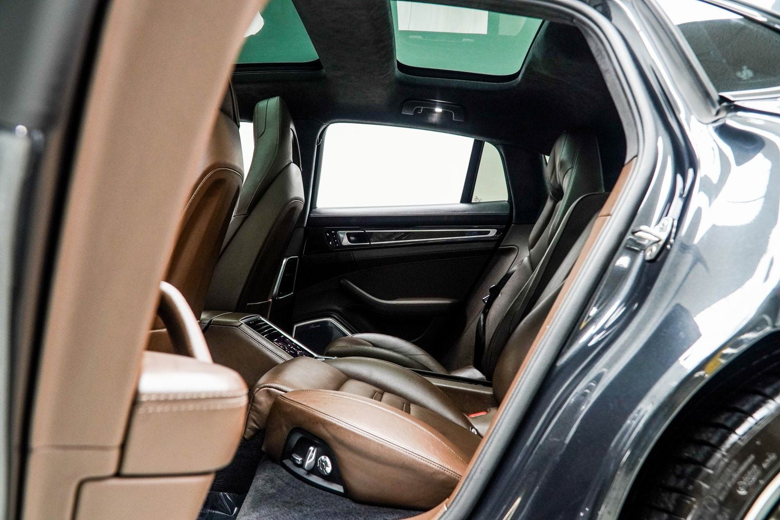 2017 Porsche Panamera Turbo