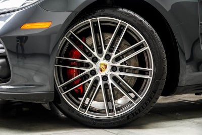 2017 Porsche Panamera Turbo