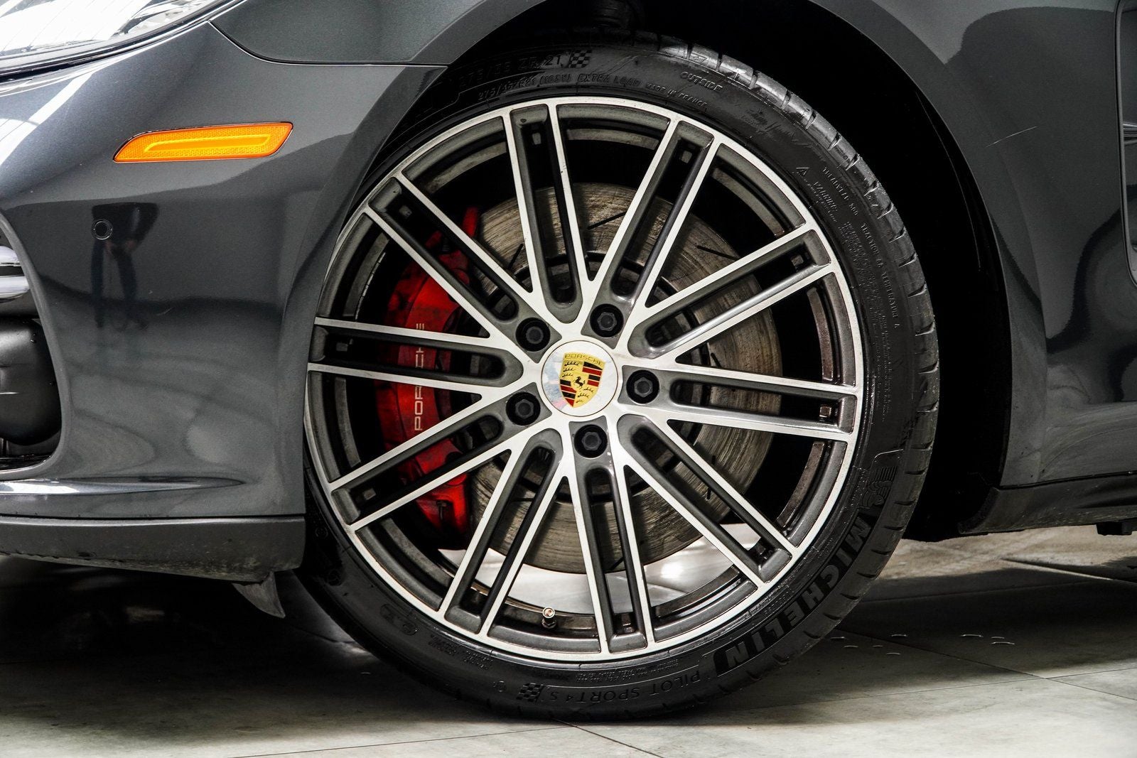 2017 Porsche Panamera Turbo