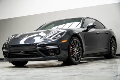 2017 Porsche Panamera Turbo