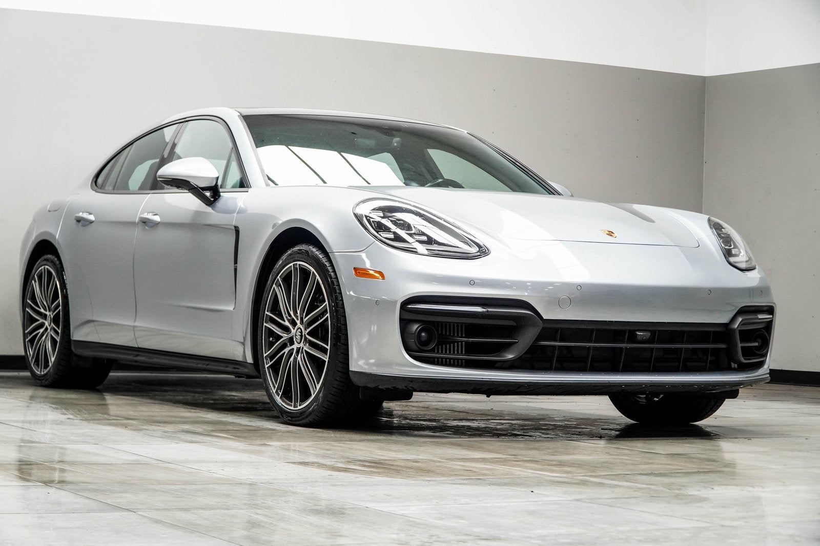 2021 Porsche Panamera 4