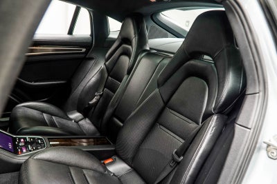 2021 Porsche Panamera 4