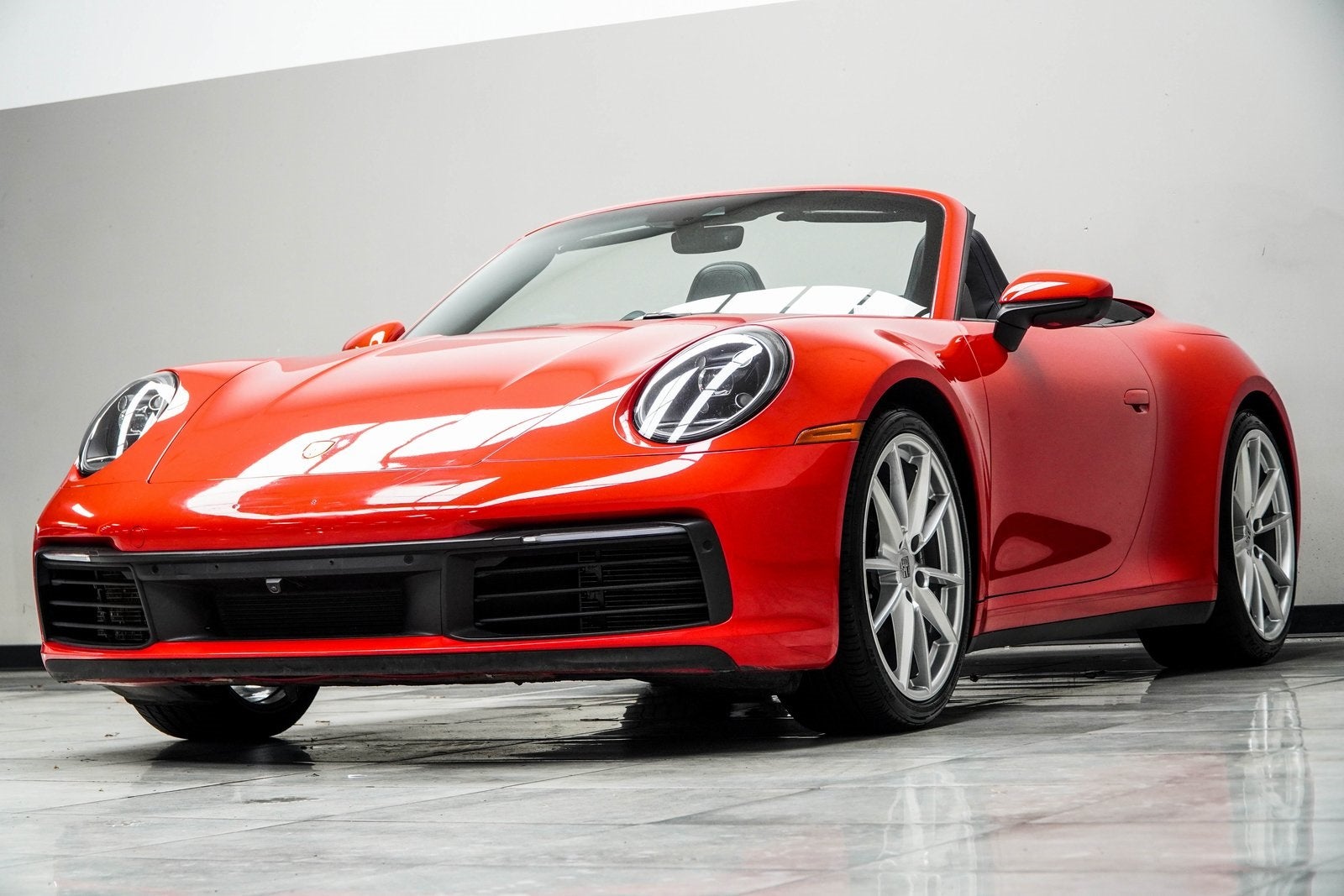 2022 Porsche 911 Carrera