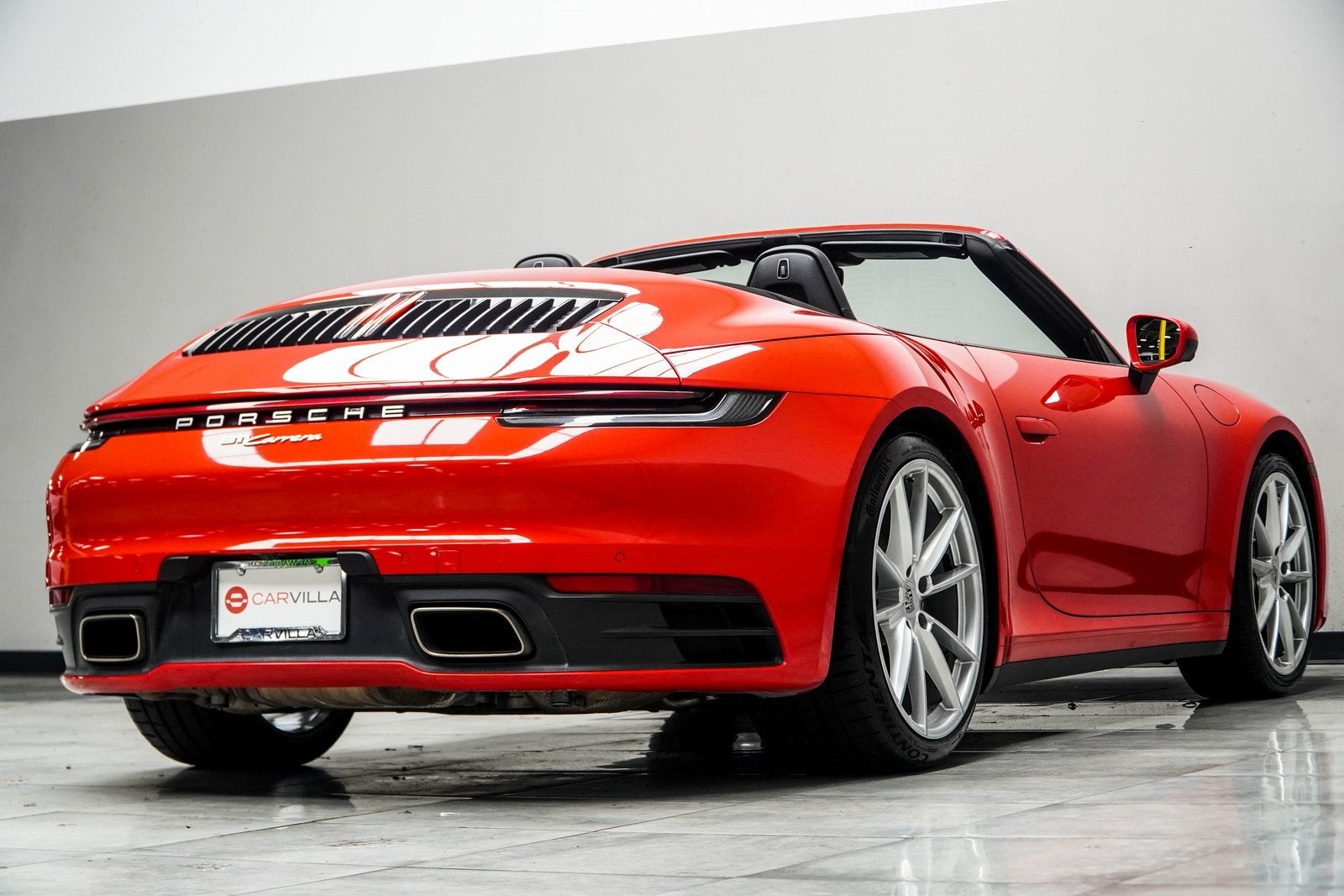 2022 Porsche 911 Carrera