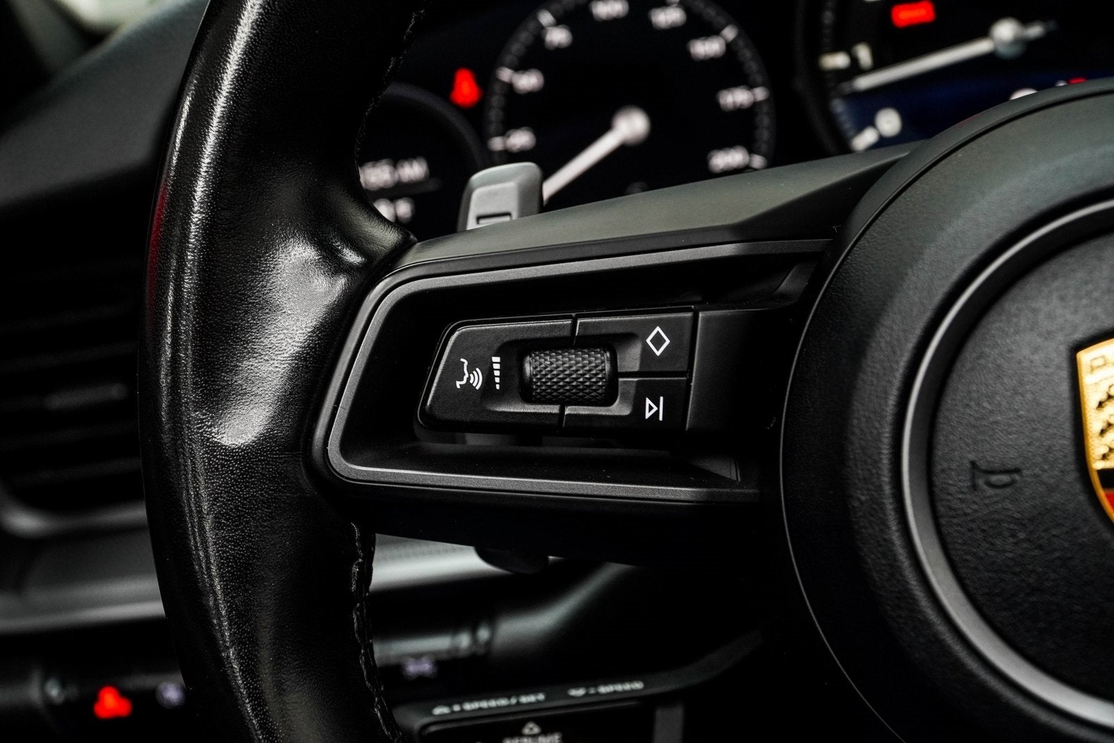 2022 Porsche 911 Carrera