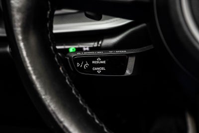 2022 Porsche 911 Carrera