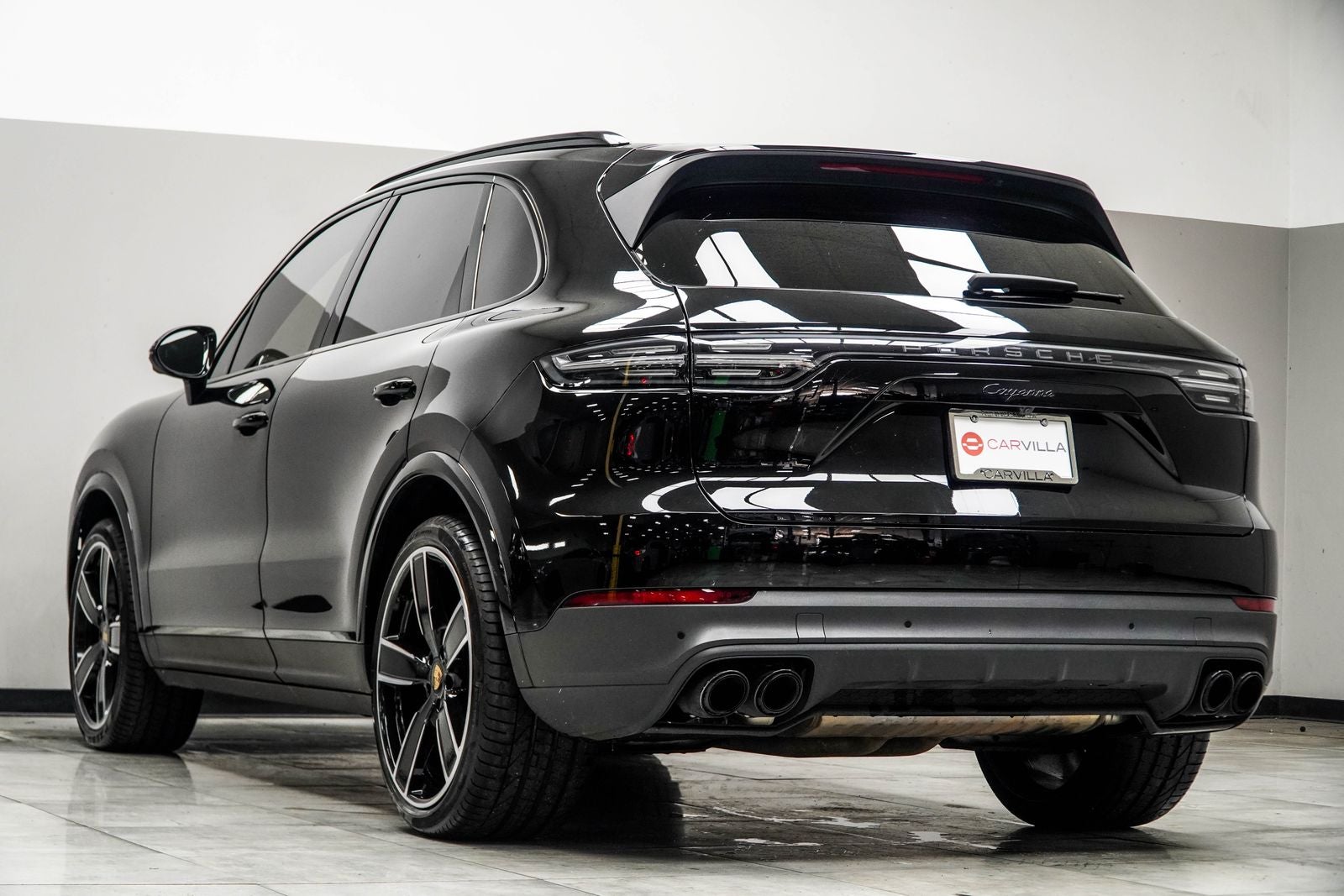 2023 Porsche Cayenne Platinum Edition