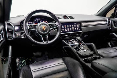 2023 Porsche Cayenne Platinum Edition
