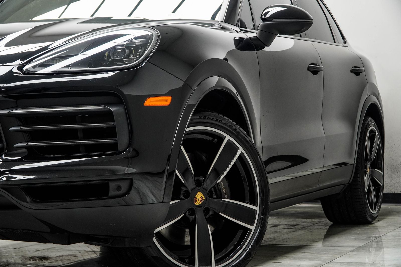2023 Porsche Cayenne Platinum Edition
