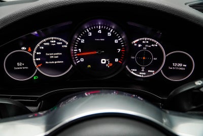 2023 Porsche Cayenne Platinum Edition