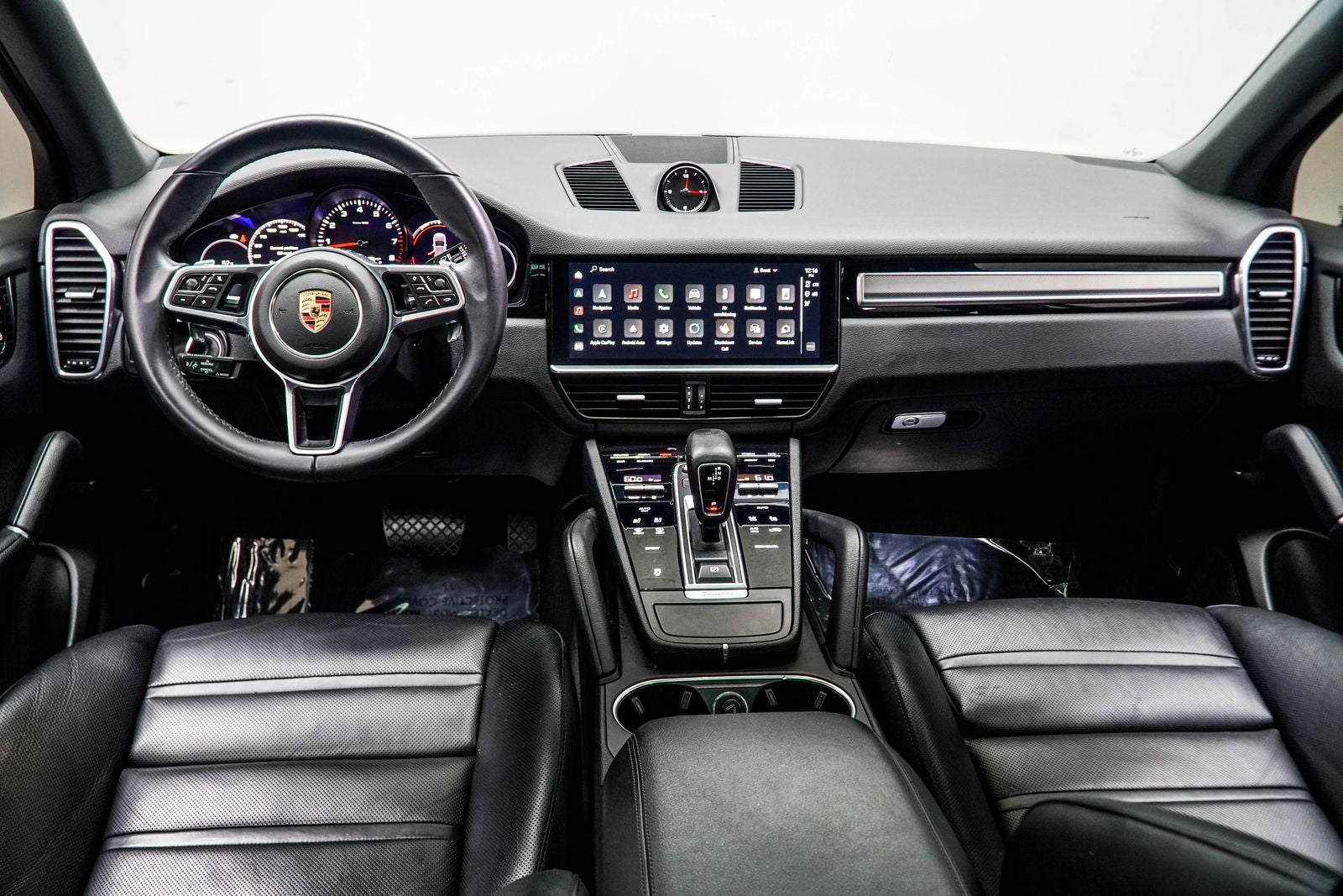 2023 Porsche Cayenne Platinum Edition