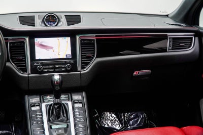 2018 Porsche Macan S