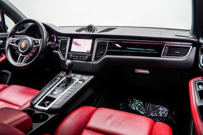 2018 Porsche Macan S