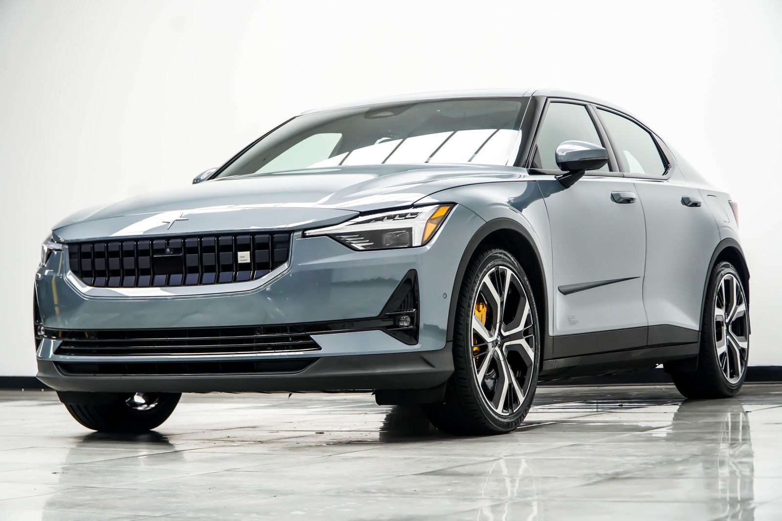 2023 Polestar 2 Long Range Dual Motor Performance Plus