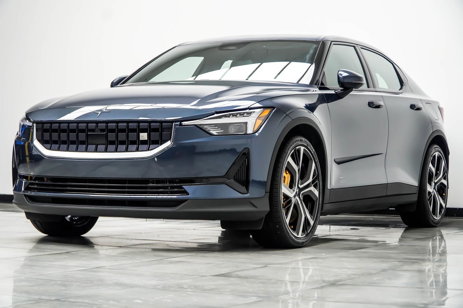 2023 Polestar 2 Long Range Dual Motor Performance Plus
