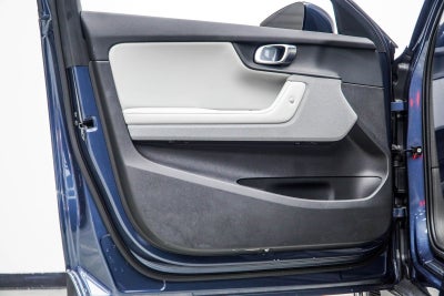 2023 Polestar 2 Long Range Dual Motor Performance Plus
