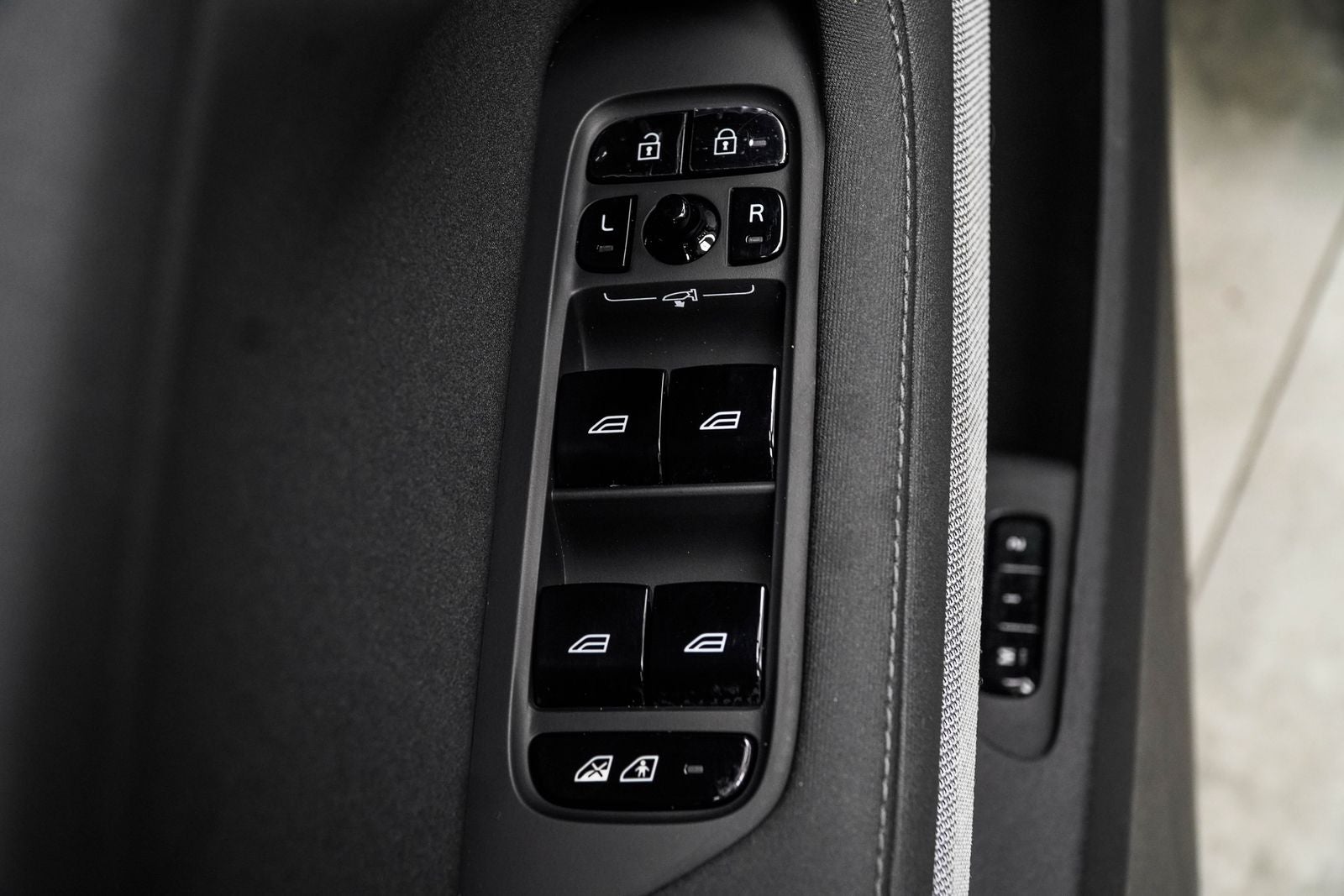 2024 Polestar 2 Long Range Dual Motor