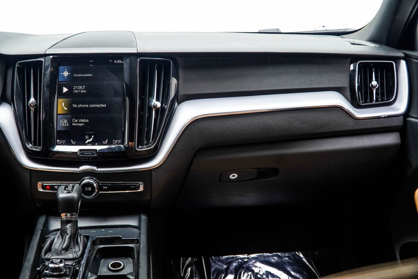 2020 Volvo XC60 T5 Momentum