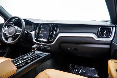 2020 Volvo XC60 T5 Momentum