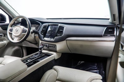 2021 Volvo XC90 T6 Inscription