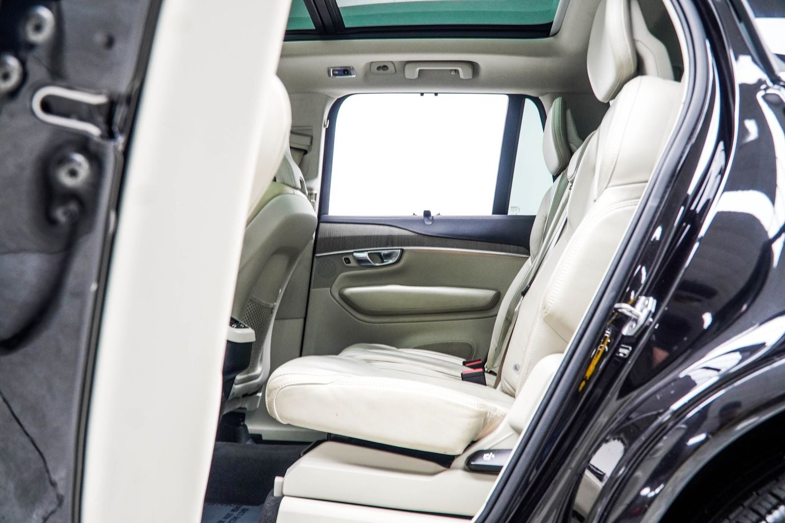 2021 Volvo XC90 T6 Inscription