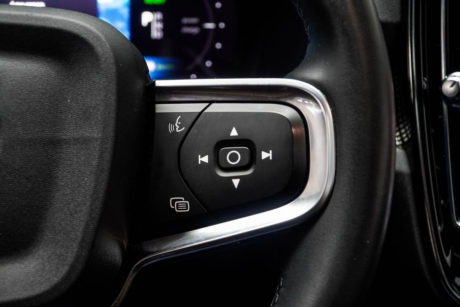 2022 Volvo XC40 Recharge Pure Electric P8 Ultimate