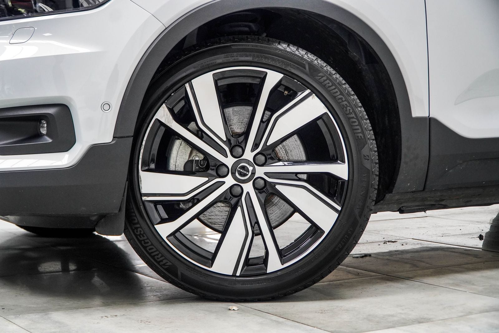 2022 Volvo XC40 Recharge Pure Electric P8 Ultimate