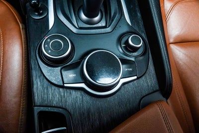 2019 Alfa Romeo Giulia Base