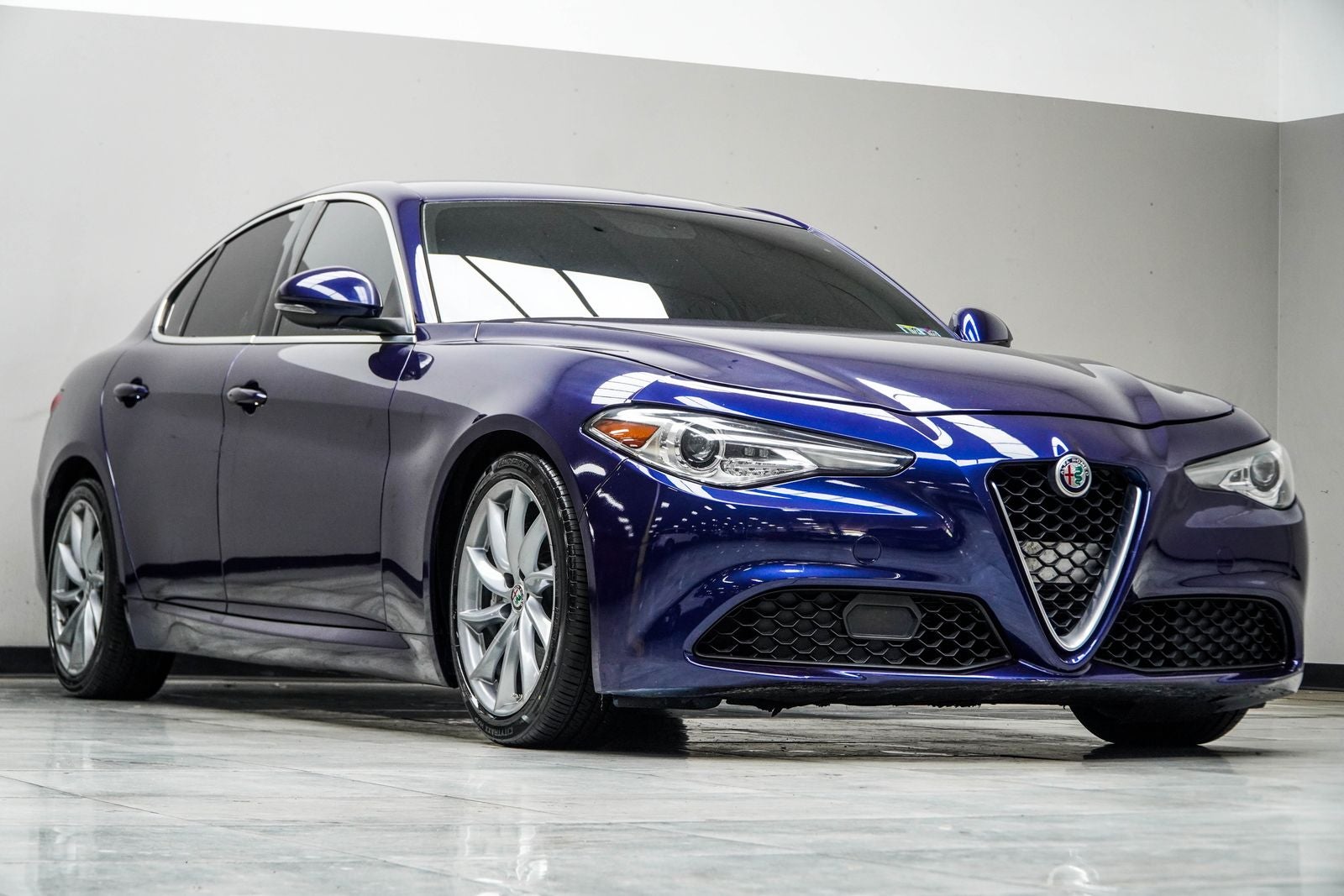 2019 Alfa Romeo Giulia Base