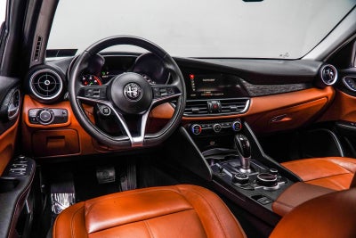 2019 Alfa Romeo Giulia Base